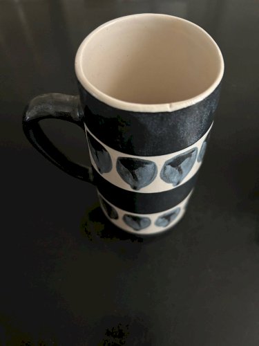 Deux mugs en céramique vintage