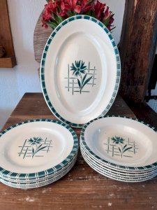 Digoin Sarreguemines model Silvia 2x6 plates and 1 dish