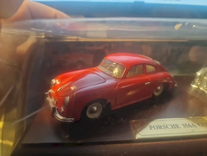 Dinky collection Classic Sports Cars Serie I Dy-902 - Porsche, Mercedes, Ferrari