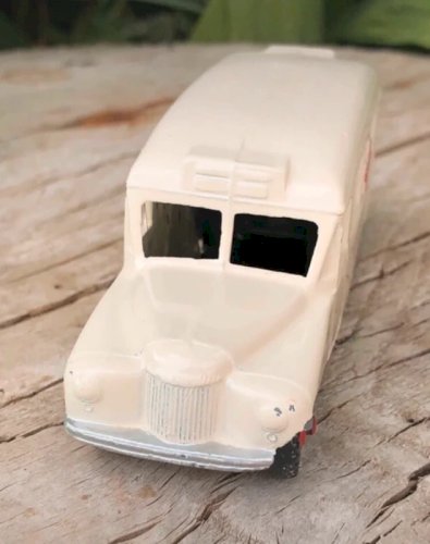 Dinky Toys Daimler 253 made in England