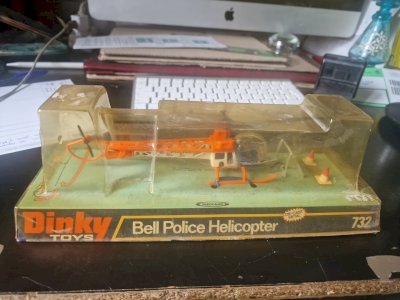 Dinky Toys england - bell police helicopter
