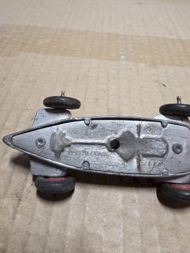 Dinky Toys F n° 23C Mercedes-Benz racing car