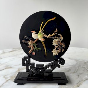 Disque en laque sur son présentoir Japon décor d'oiseaux M3931
