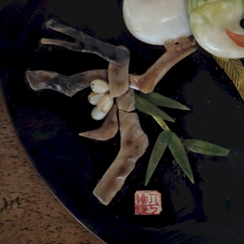 Disque en laque sur son présentoir Japon décor d'oiseaux M3931