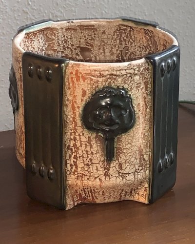 Ditmar Urbach cache pot en céramique art déco 1930's décor mascarons