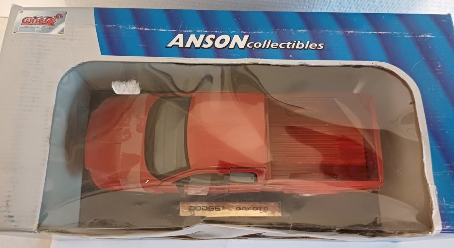DODGE DAKOTA  miniature 1/18 Anson neuf
