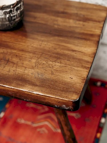 Donna, la table basse brutaliste N°226