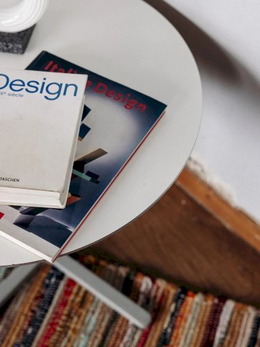 Donna, la table basse en aluminium N°213