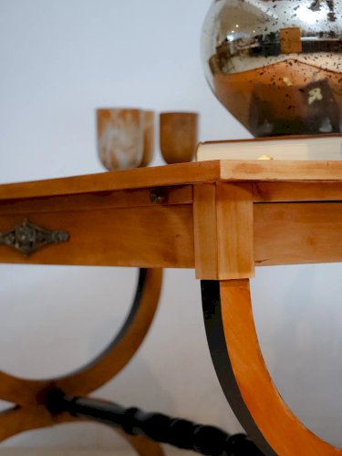 Donna, la table basse en bois et cuir N°720