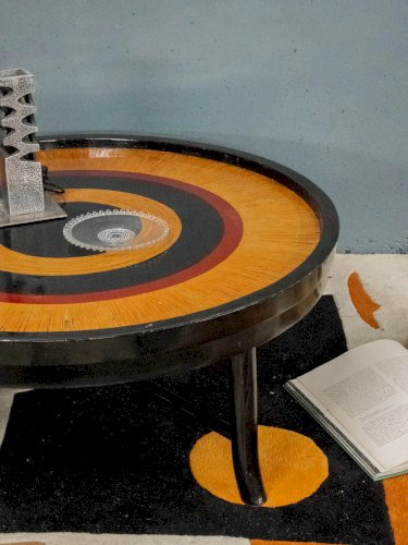 Donna, la table basse en bois japonisante N°686