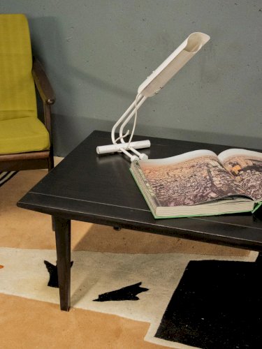 Donna, la table basse en bois laqué noir N°685