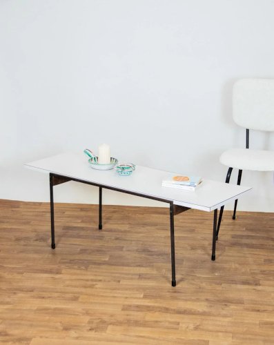 Donna, la table basse en bois N°115