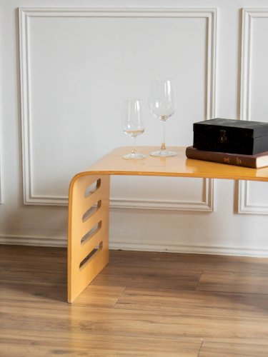 Donna, la table basse en bois N°201