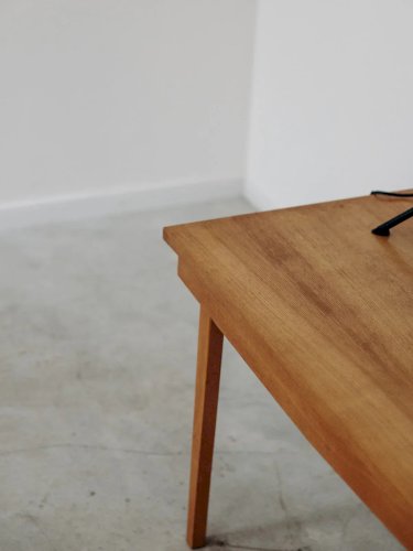 Donna, la table basse en bois N°411