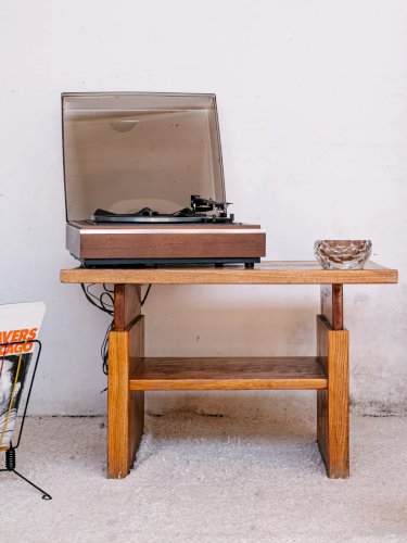 Donna, la table basse en bois N°513