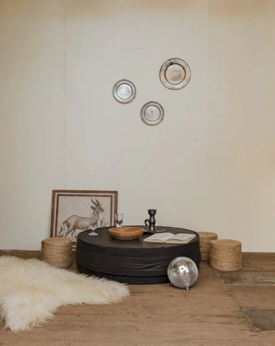 Donna, la table basse en cuir N°582