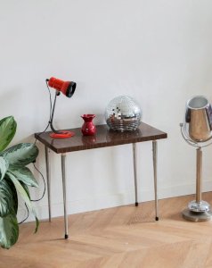 Donna, the N°502 formica coffee table