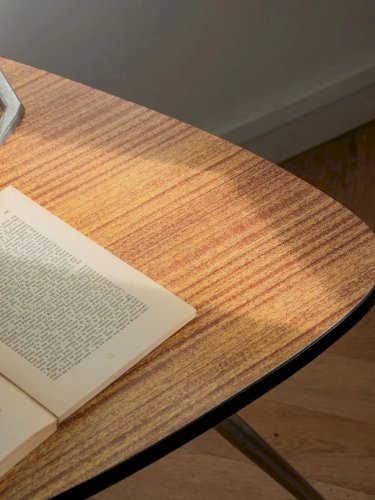 Donna, la table basse en formica N°567