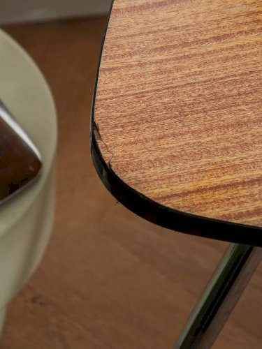 Donna, la table basse en formica N°567