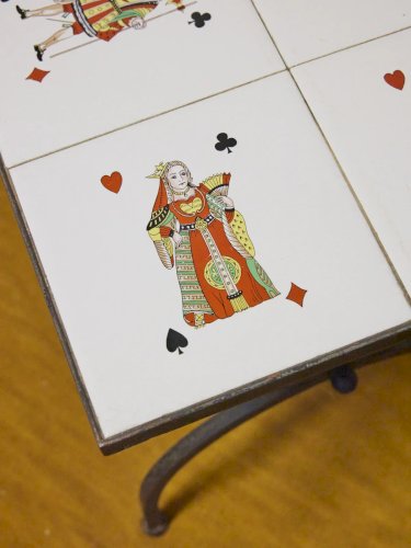 Donna, la table basse en métal et céramique N°659