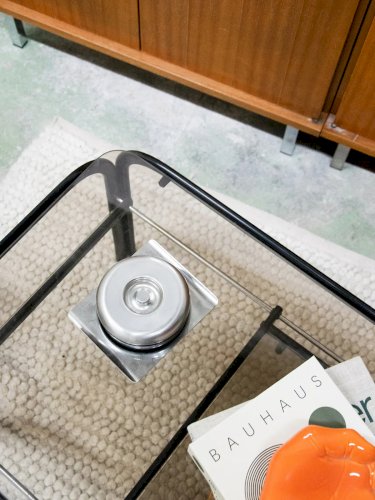 Donna, la table basse en métal et verre N°418