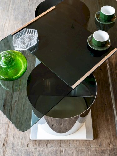 Donna, la table basse en métal et verre N°74