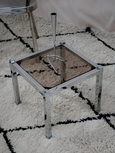 Donna, la table basse en métal et verre N°772