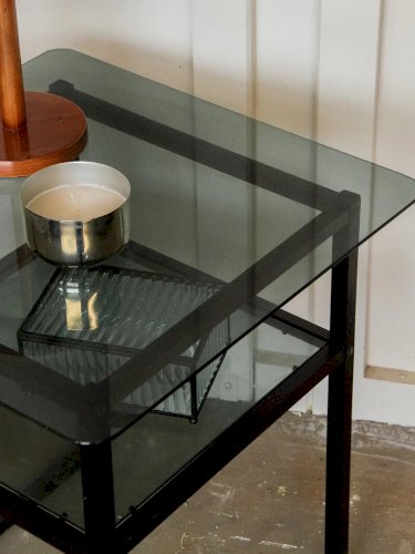 Donna, la table basse en métal N°108