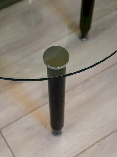 Donna, la table basse en métal N°128