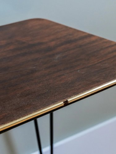 Donna, la table basse en métal N°176