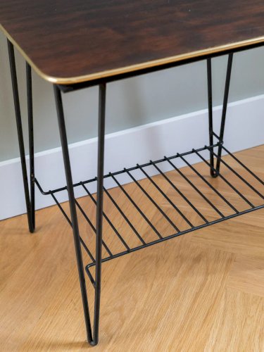 Donna, la table basse en métal N°176