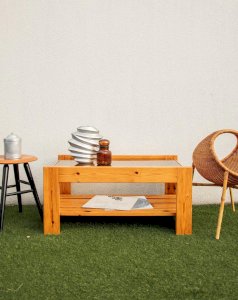 Donna, the smoked glass and pine coffee table No. 739