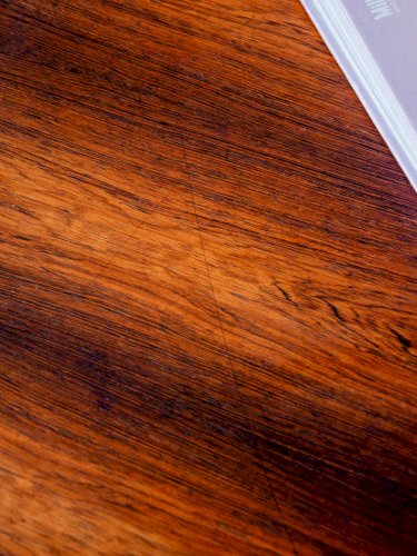 Donna, la table basse en teck N°195