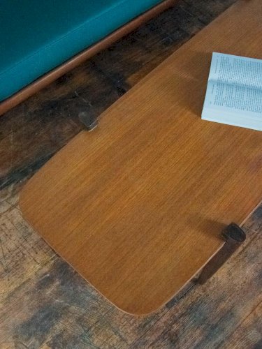 Donna, la table basse en teck N°538