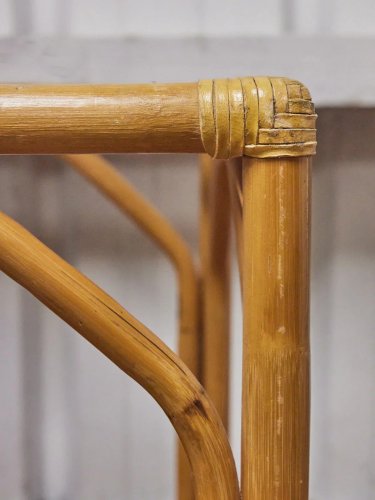 Donna, la table basse en verre et osier N°660