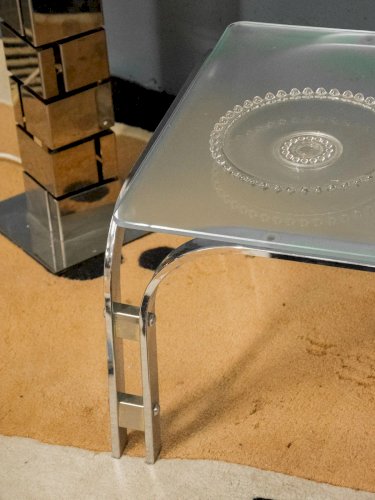 Donna, la table basse en verre givré N°682