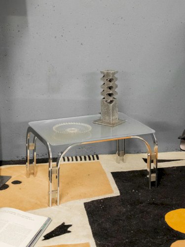 Donna, la table basse en verre givré N°682