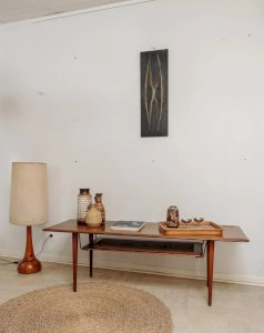 Donna, the coffee table Peter Hvidt N°512