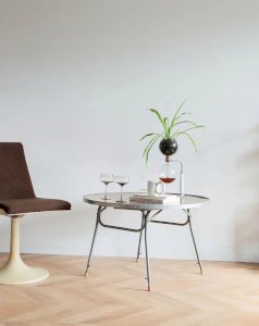 Donna, the folding coffee table No. 451