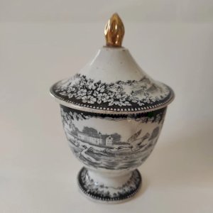 Drageoir Creil et Montereau, décor de grisaille, XIXème Siècle