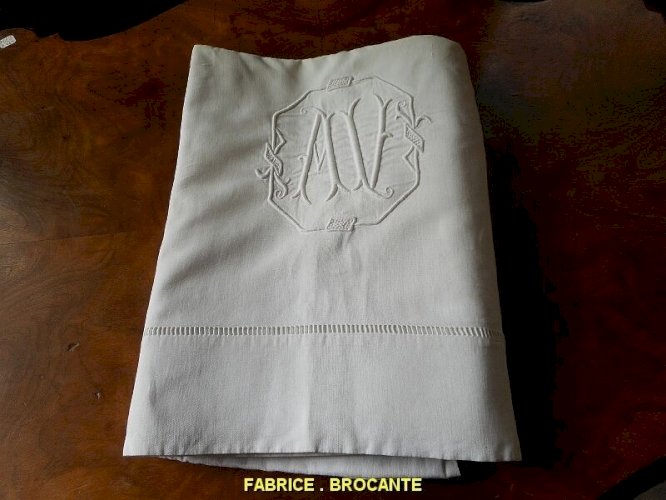 DRAP ANCIEN BRODE AV 280x200 N° 8