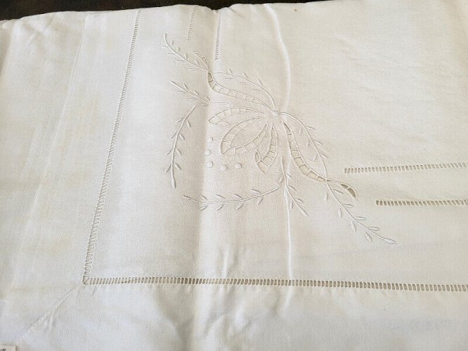 DRAP ANCIEN METIS MONOGRAMMES MP N7