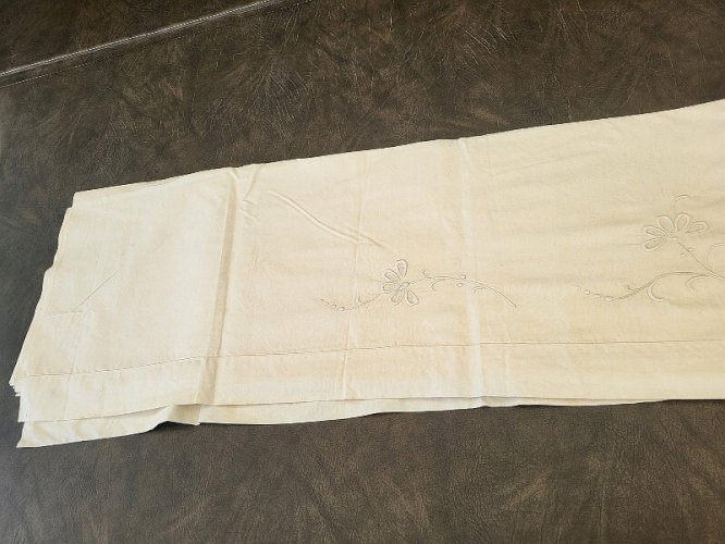 DRAP ANCIEN METIS MONOGRAMMES YM N10