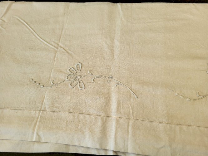 DRAP ANCIEN METIS MONOGRAMMES YM N10