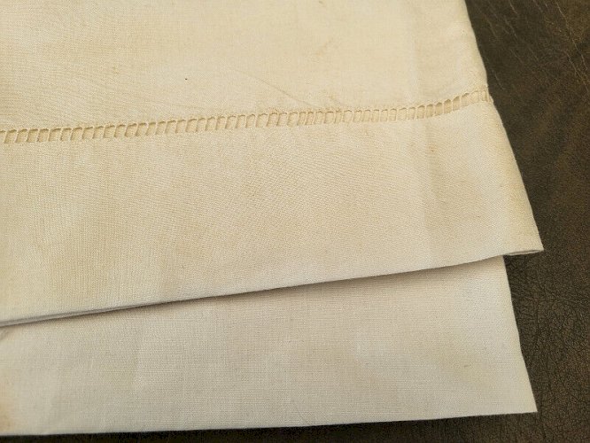 DRAP ANCIEN METIS MONOGRAMMES YM N6