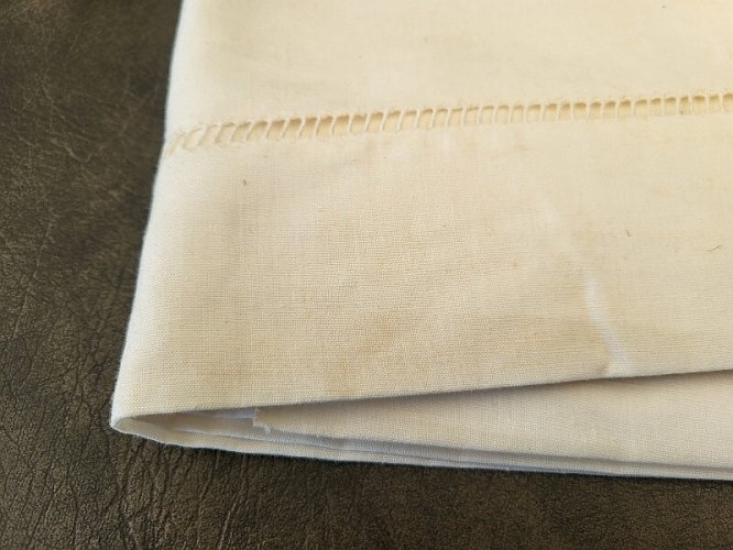 DRAP ANCIEN METIS MONOGRAMMES YM N6