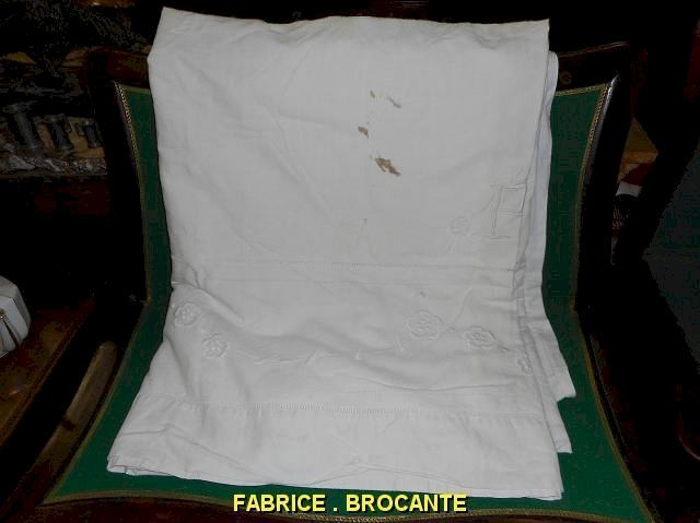 DRAP BRODE MONOGRAMME PJ N° 4