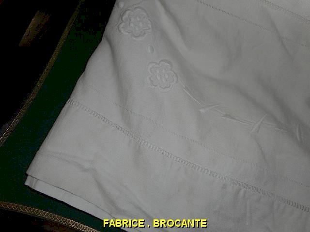 DRAP BRODE MONOGRAMME PJ N° 4