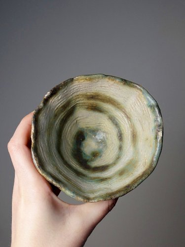 Duo de bols en céramique/grès artisanaux "Wabi-Sabi" dépareillés vintages