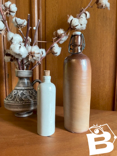Duo de bouteilles en grès vintage
